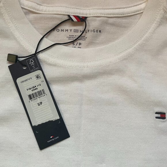 BNWT *** Tommy Hilfiger Kids t-shirt size Small - Picture 1 of 4
